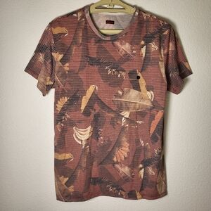 Maresia Red Striped Banana T-shirt size Medium